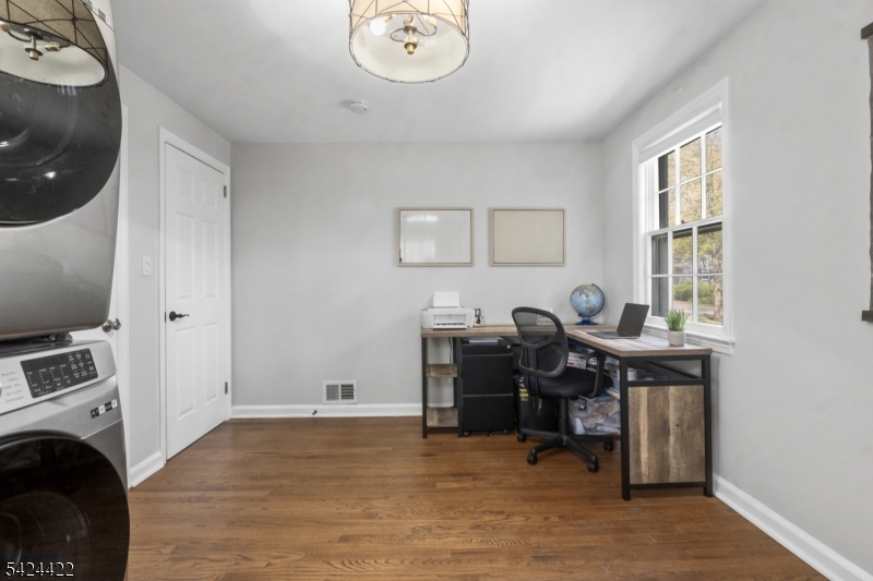 6 Exeter Street Morris Plains, NJ 07950 - Photo 21 of 49