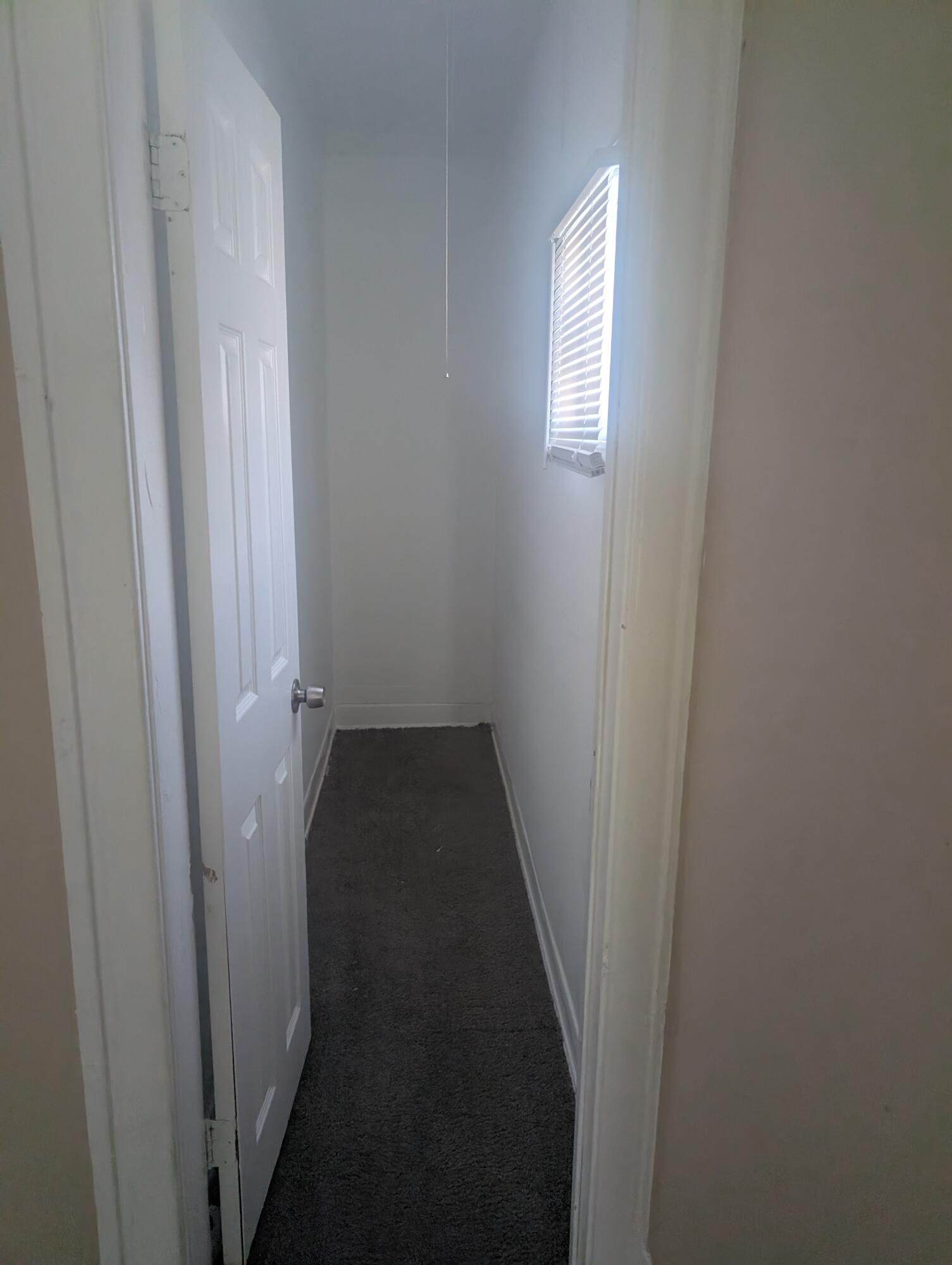 1207 West McNichols Road Highland Park, MI 48203 - Photo 3 of 10 PXL_20251104_182928355