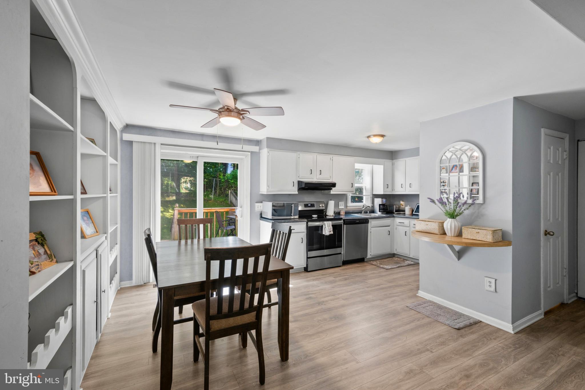 603 St Georges Station Road Reisterstown, MD 21136 - Photo 8 of 34 Kitchen and dining area