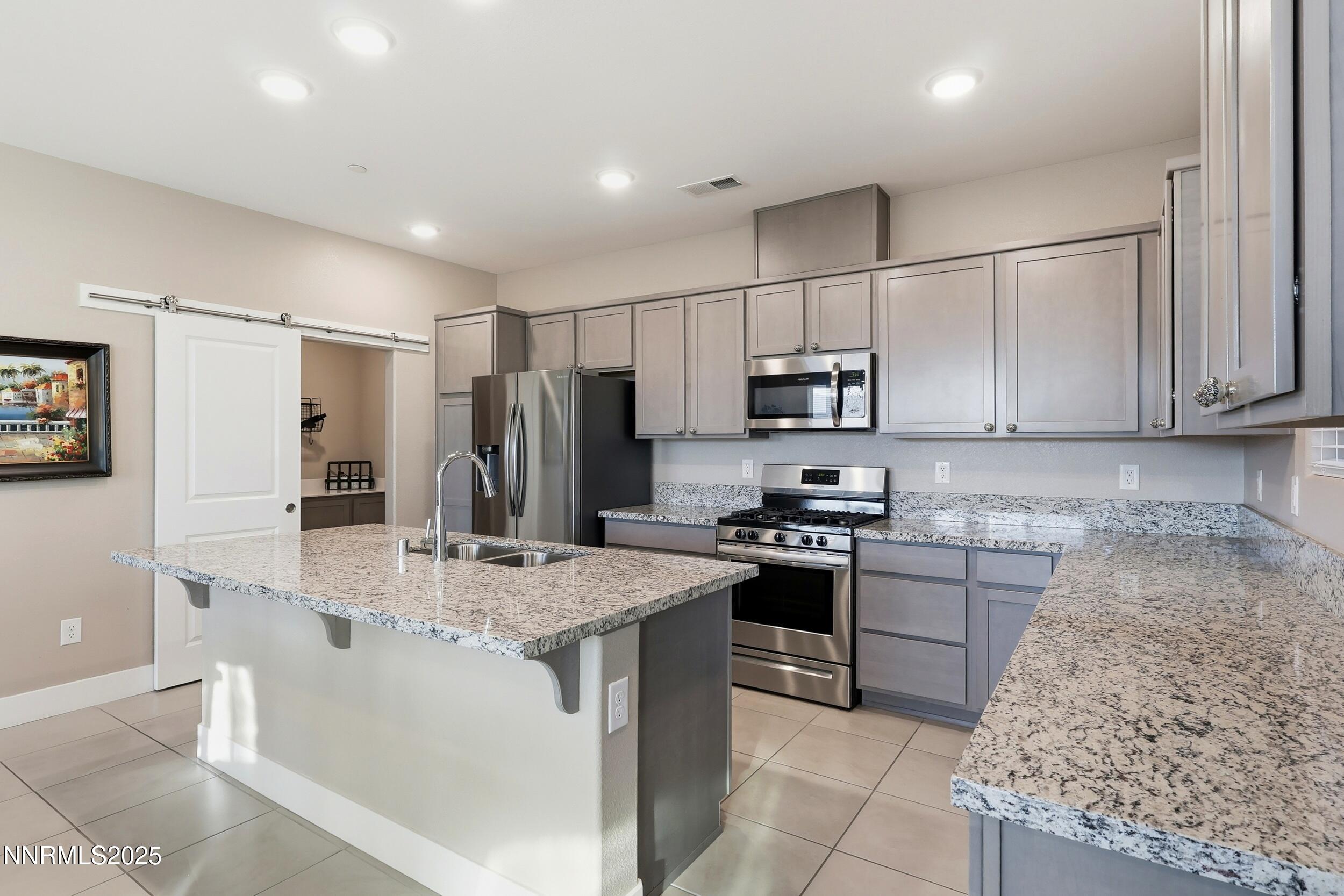 3601 Pulsar Lane, Unit 2 Carson City, NV 89705 - Photo 13 of 47 04820251216_^seqn^