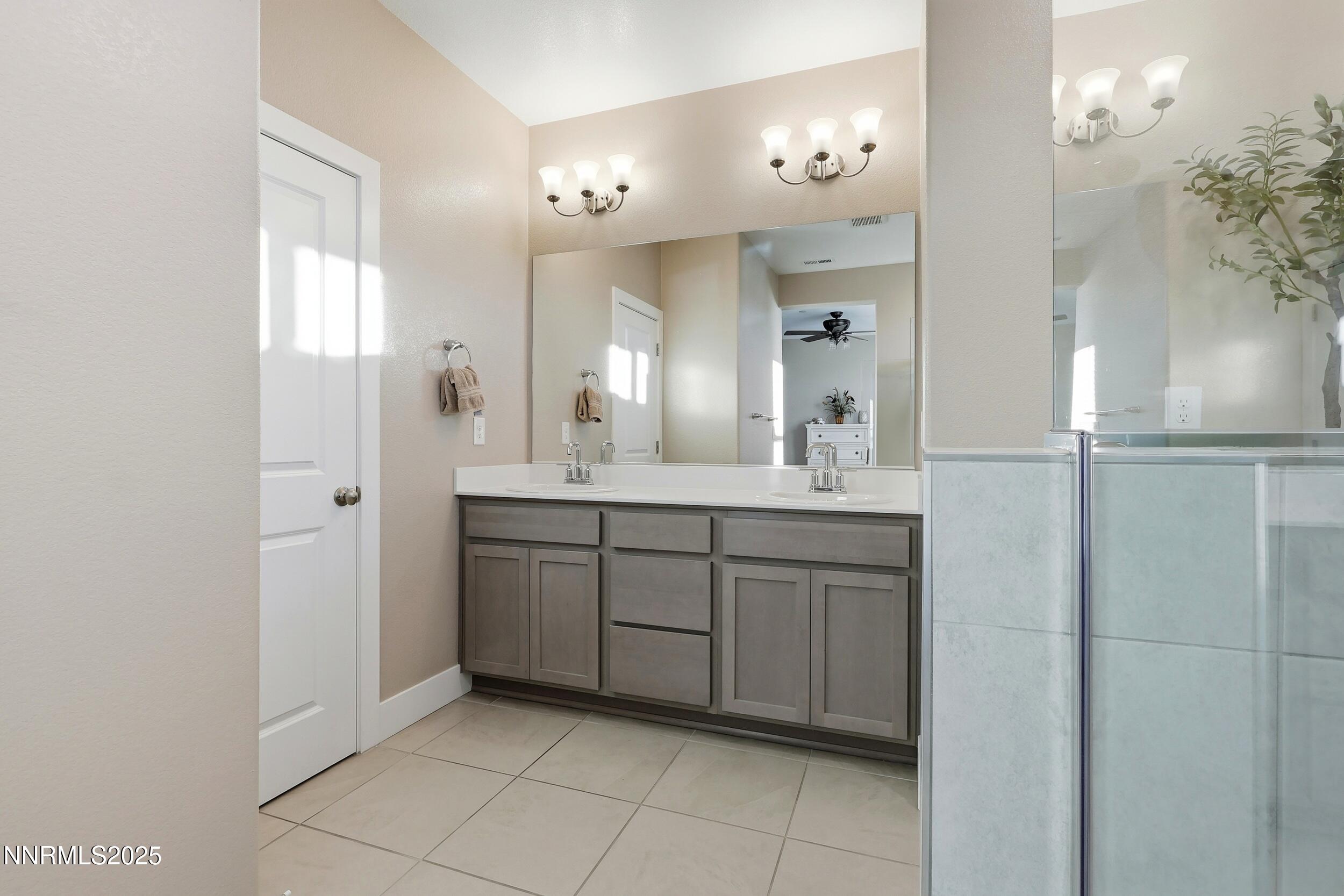 3601 Pulsar Lane, Unit 2 Carson City, NV 89705 - Photo 34 of 47 11120251216_^seqn^