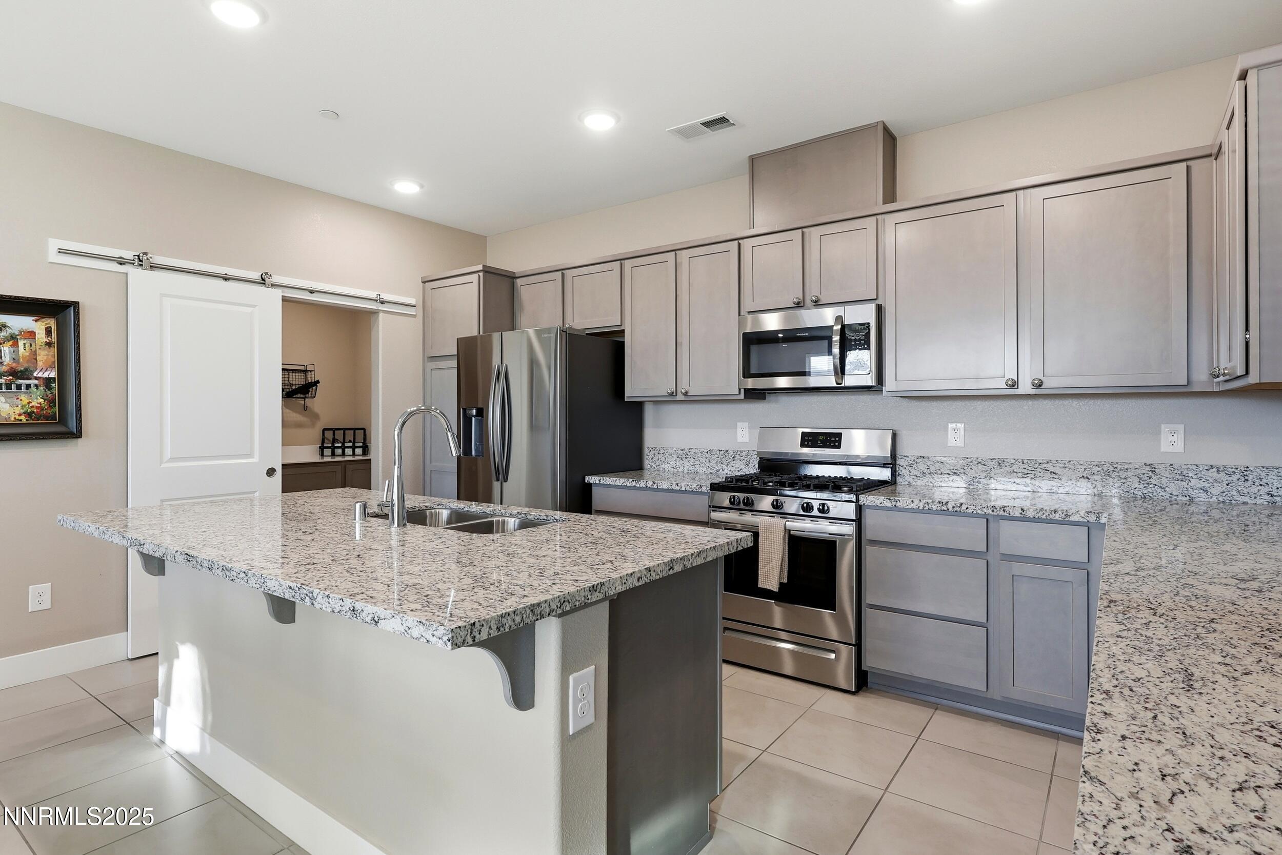 3601 Pulsar Lane, Unit 2 Carson City, NV 89705 - Photo 10 of 47 03920251216_^seqn^