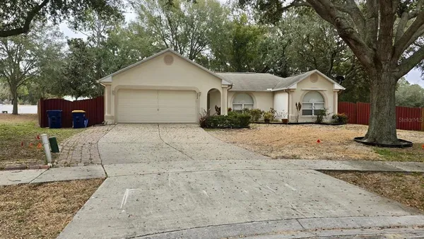 $2,300 | 204 Lace Bark Court, Minneola, FL 34715