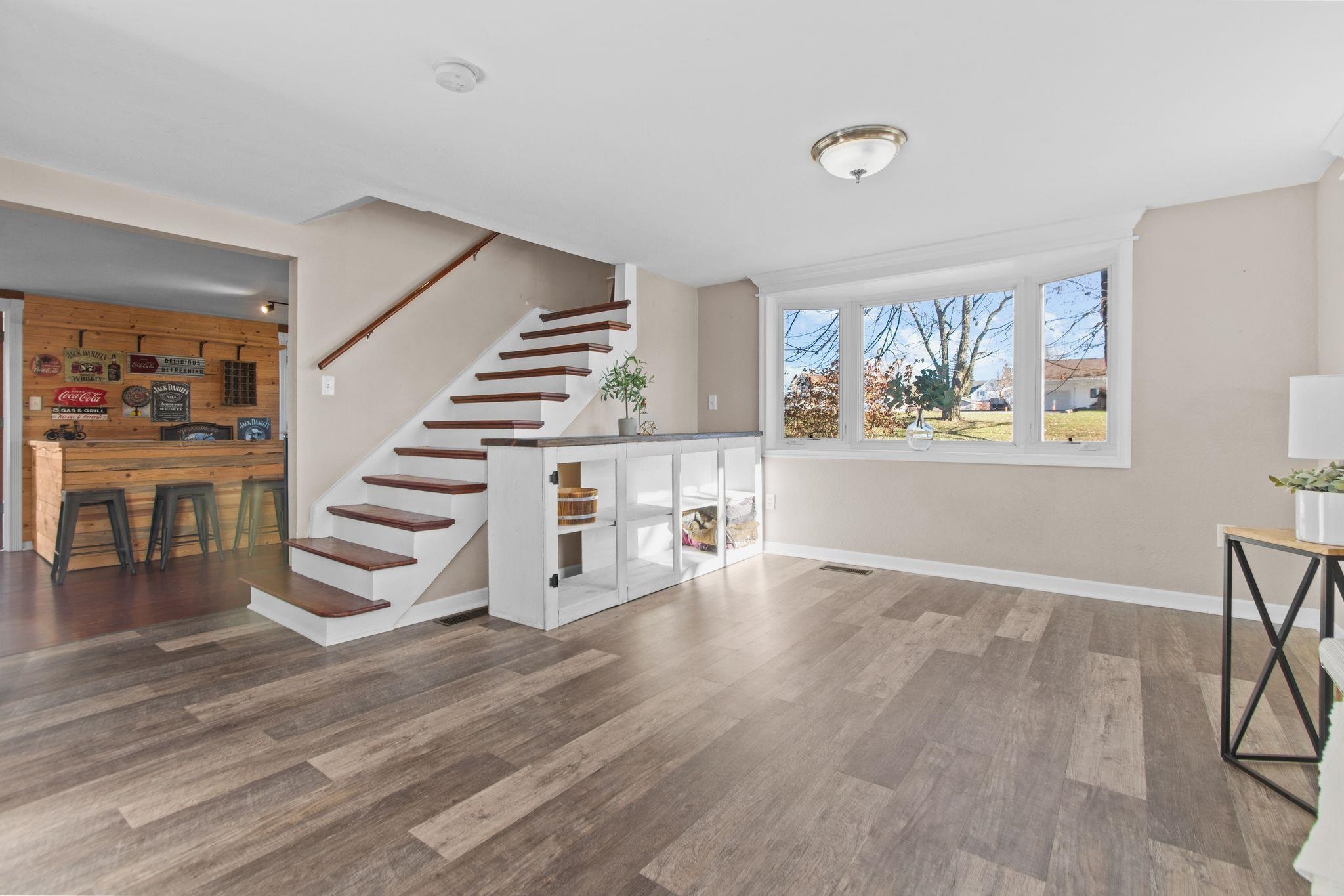 211 Briggs Street Hortonville, WI 54944 - Photo 12 of 35