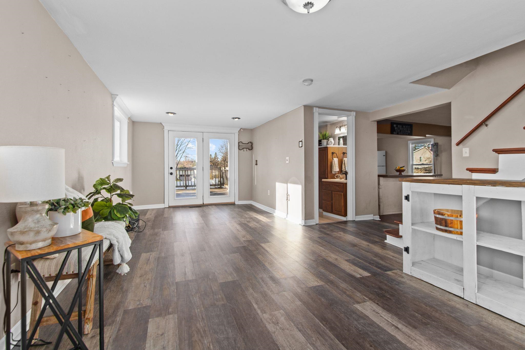 211 Briggs Street Hortonville, WI 54944 - Photo 15 of 35