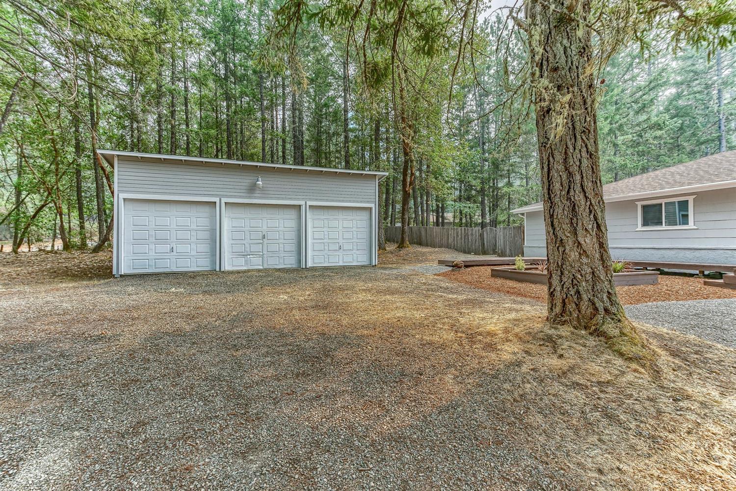372 Colin Road Grants Pass, OR 97527 - Photo 26 of 34 Additional Photo