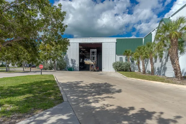 $9,500 | 12411 Overseas Highway, Unit 4C, Marathon, FL 33050