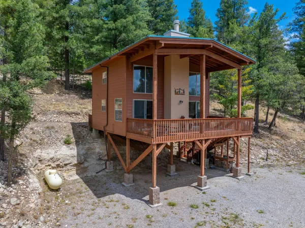$299,000 | 3 Deadwood Drive, Cloudcroft, NM 88317