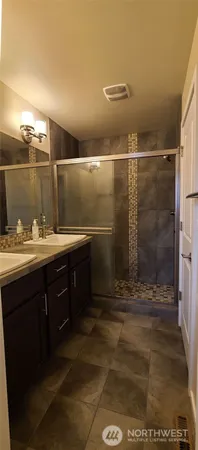 $3,150 | 2115 201st Place Southeast, Unit S4, Bothell, WA 98012