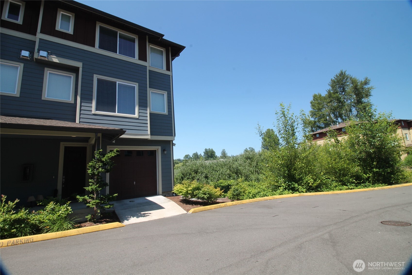 2115 201st Place Southeast, Unit S4 Bothell, WA 98012 - Photo 3 of 27