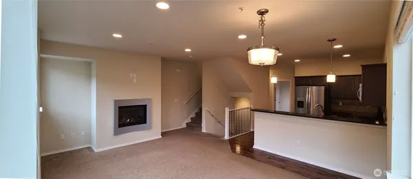 $3,150 | 2115 201st Place Southeast, Unit S4, Bothell, WA 98012