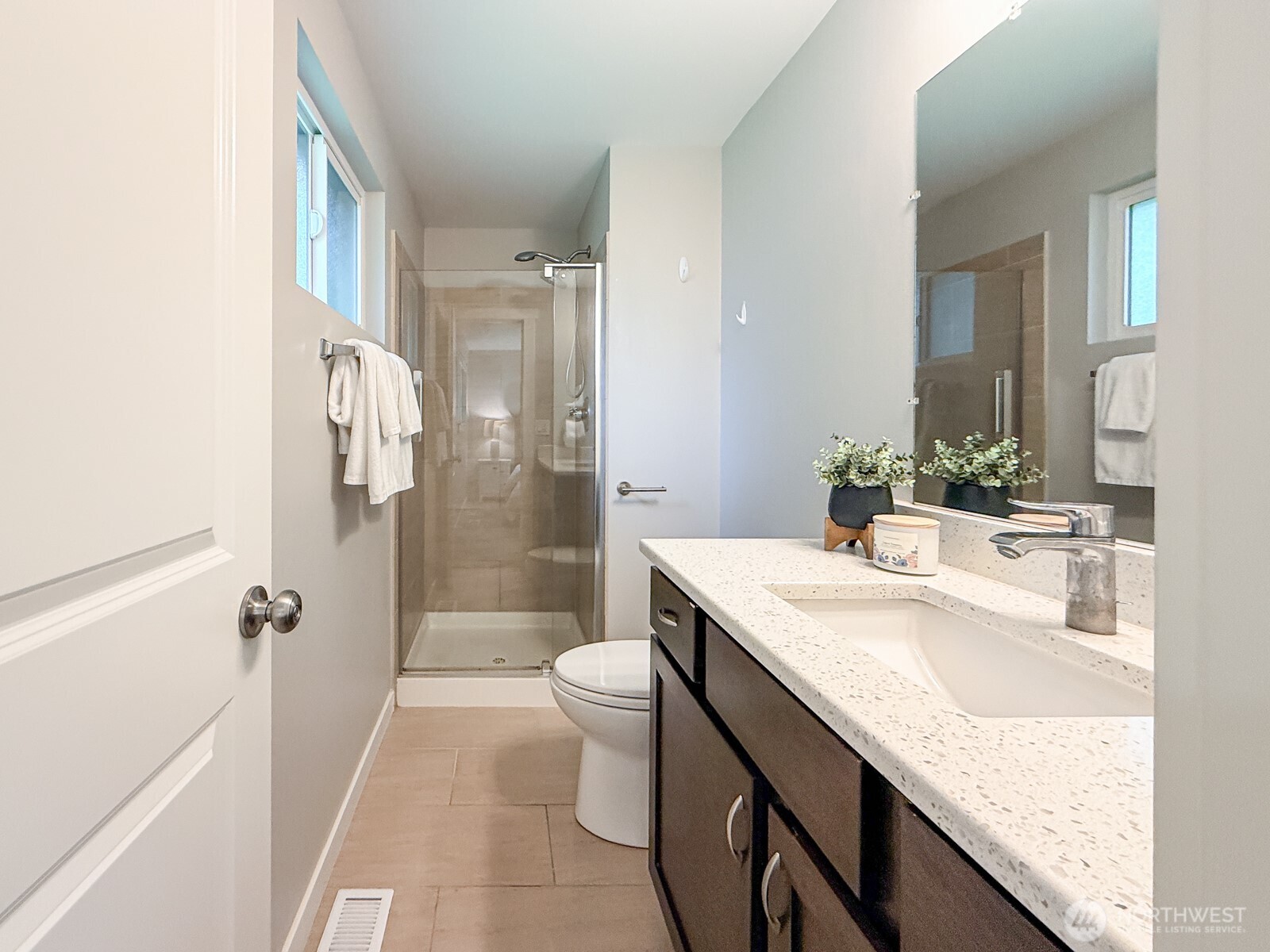 15003 108th Place Northeast Bothell, WA 98011 - Photo 15 of 38