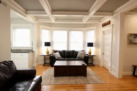 $595,000 | 901 East 39th Street, Kansas City, MO 64109