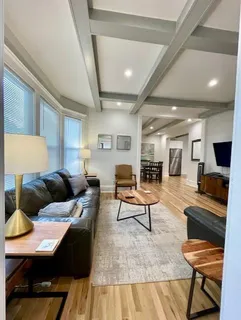 $595,000 | 901 East 39th Street, Kansas City, MO 64109
