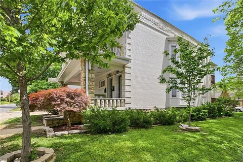 $595,000 | 901 East 39th Street, Kansas City, MO 64109