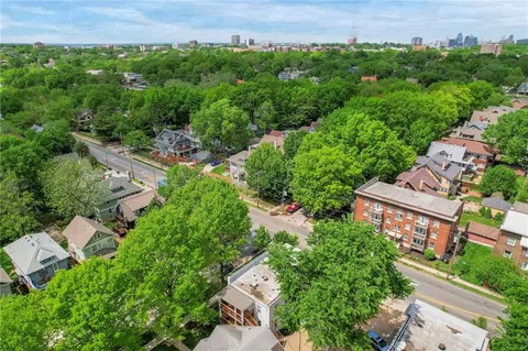 $595,000 | 901 East 39th Street, Kansas City, MO 64109