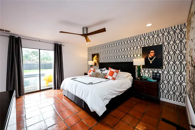 $849,900 | 225 Chenoweth Drive, Corpus Christi, TX 78404