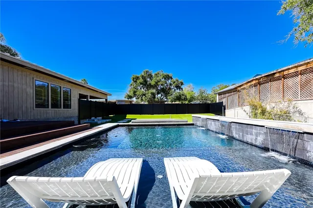 $849,900 | 225 Chenoweth Drive, Corpus Christi, TX 78404