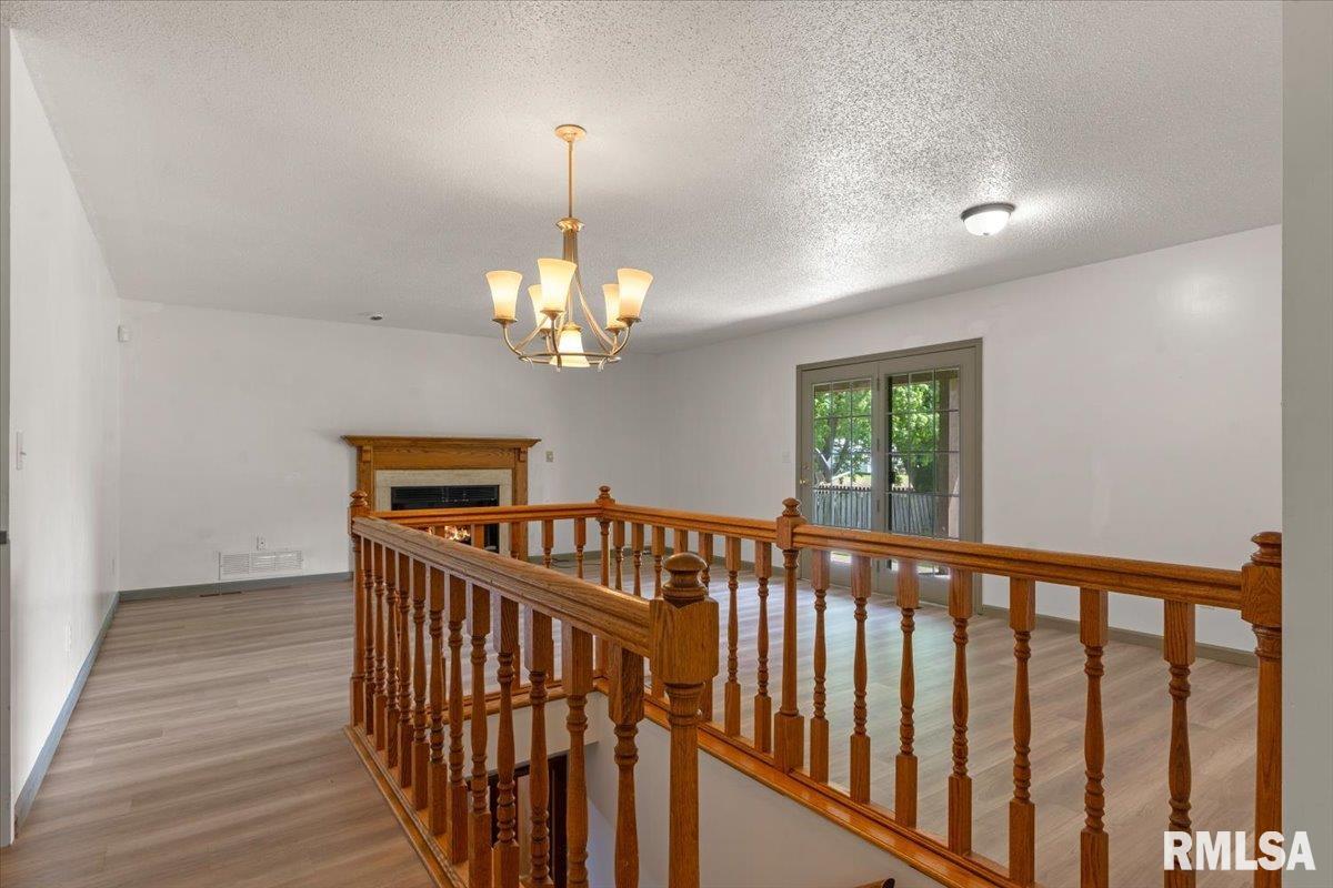 1204 Harmony Court Springfield, IL 62703 - Photo 10 of 35