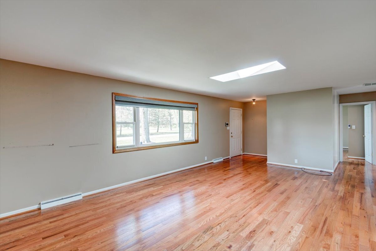 58 Bennett Road Carmel, IN 46032 - Photo 5 of 29 Gallery Image 5