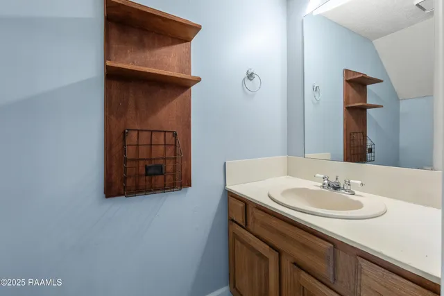 $110,000 | 100 Winchester Drive, Unit 308, Lafayette, LA 70506