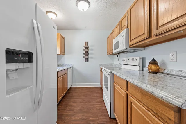 $110,000 | 100 Winchester Drive, Unit 308, Lafayette, LA 70506