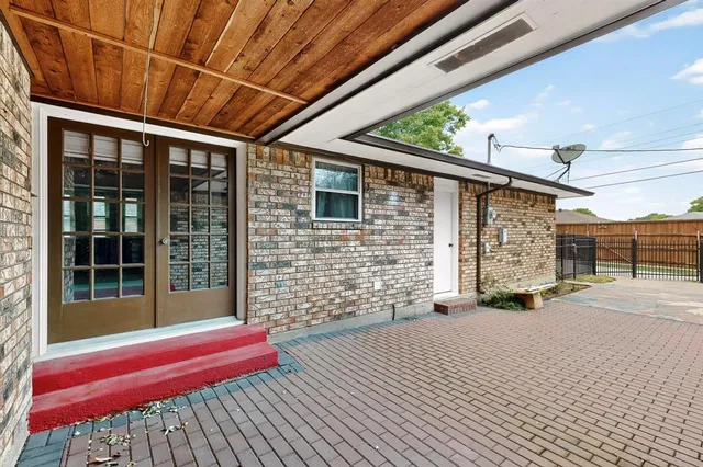 a view of backyard with deck