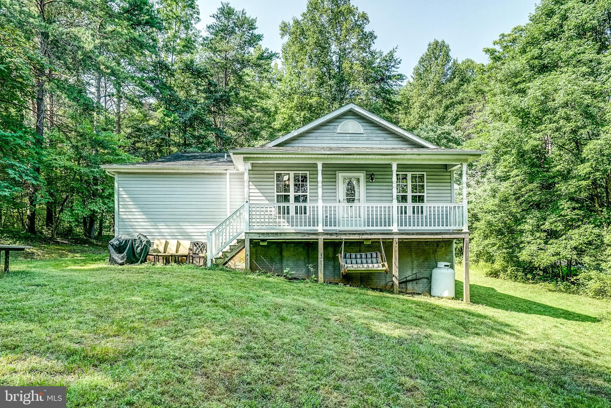 707 Plum Tree Road Bumpass, VA 23024 - Photo 1 of 50 Waterfront retreat at Lake Anna!