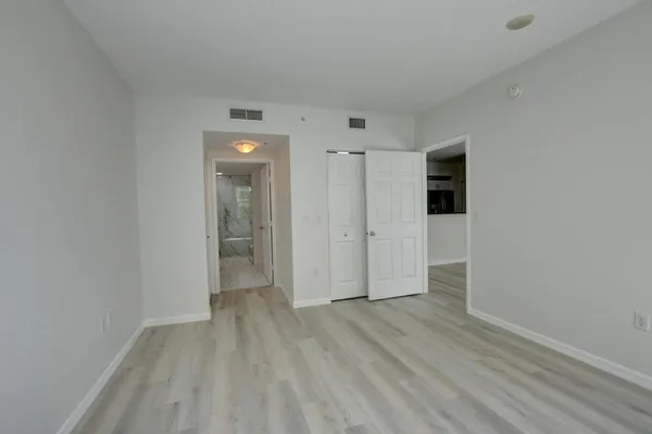 $4,250 | 700 East Boynton Beach Boulevard, Unit 403, Boynton Beach, FL 33435