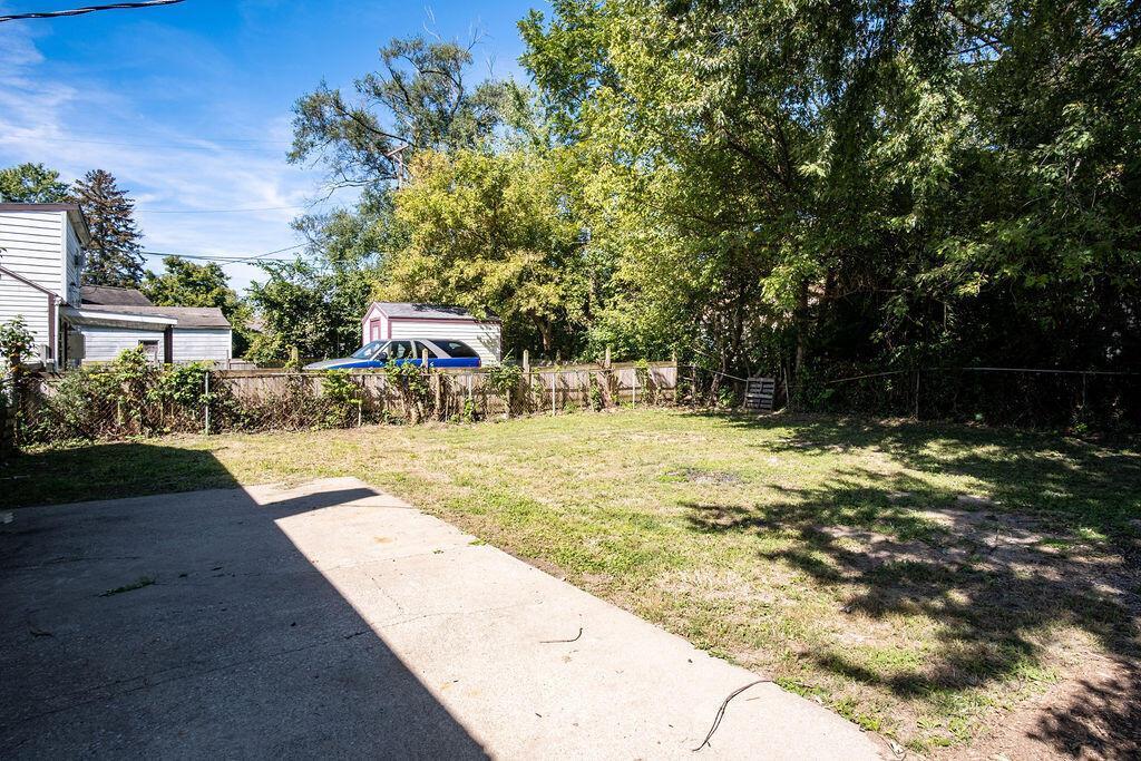 2324 Agler Road Columbus, OH 43224 - Photo 3 of 19 3