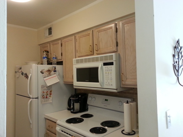 6177 Knoll Wood Road, Unit 103 Willowbrook, IL 60527 - Photo 6 of 23