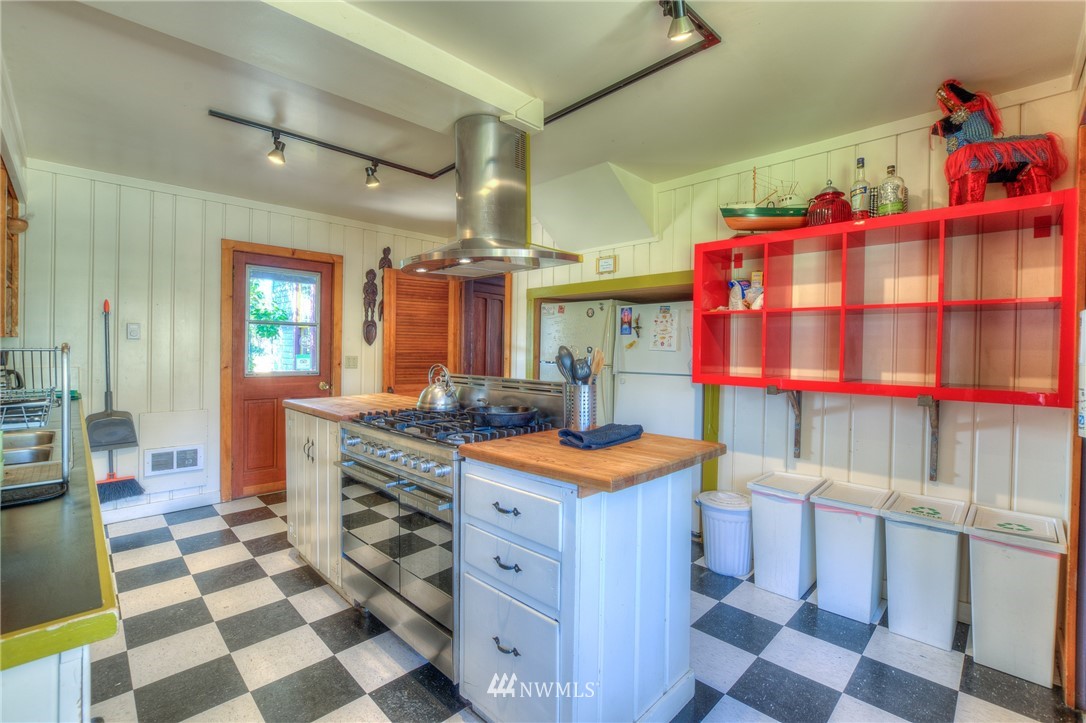 1159 North Beach Road Orcas Island, WA 98245 - Photo 4 of 25
