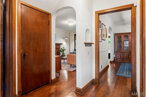 $385,000 | 6125 Marwinette Avenue, St. Louis, MO 63116
