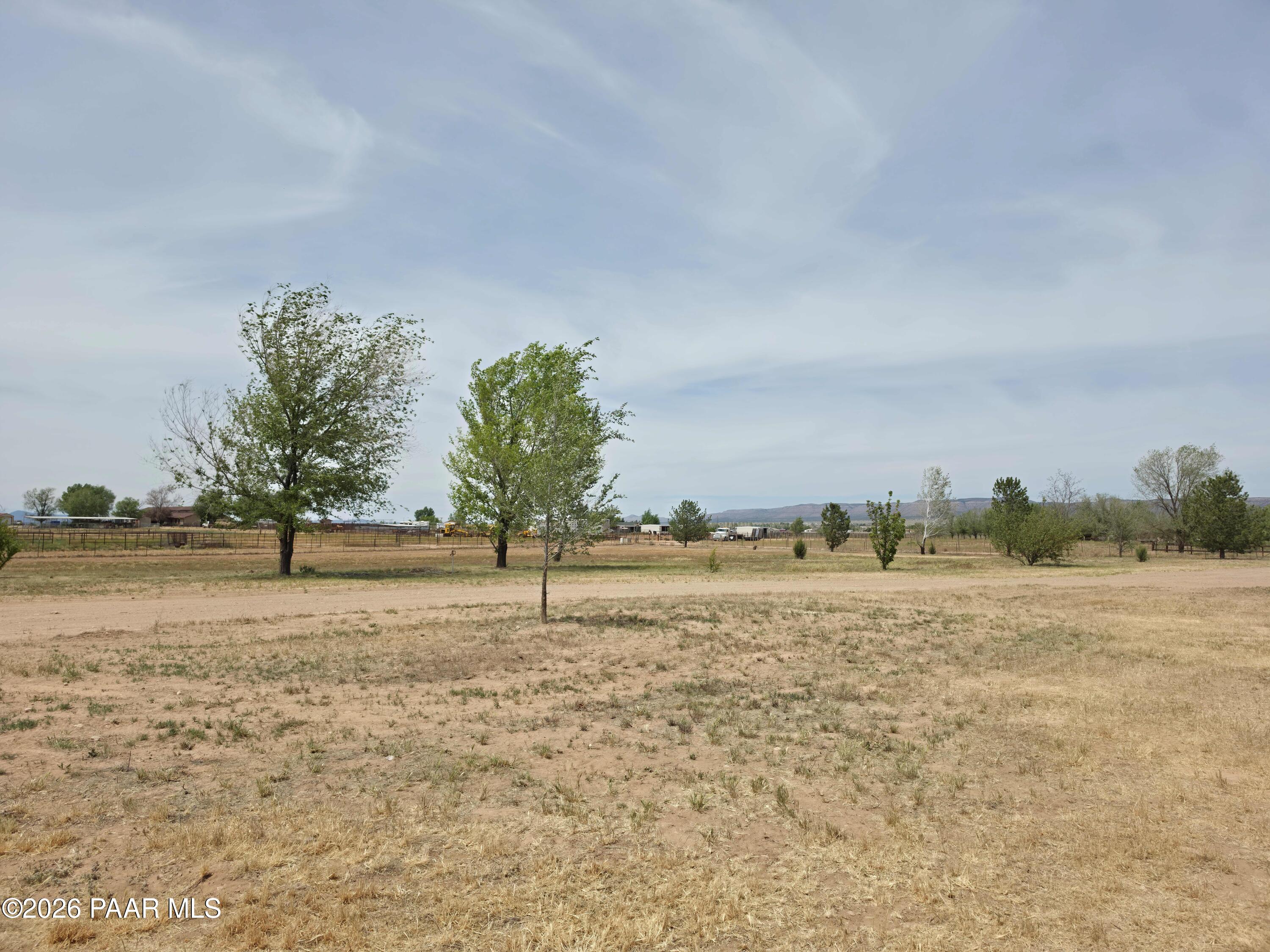 23525 North Ropers Lane Paulden, AZ 86334 - Photo 24 of 25 a view of an outdoor space
