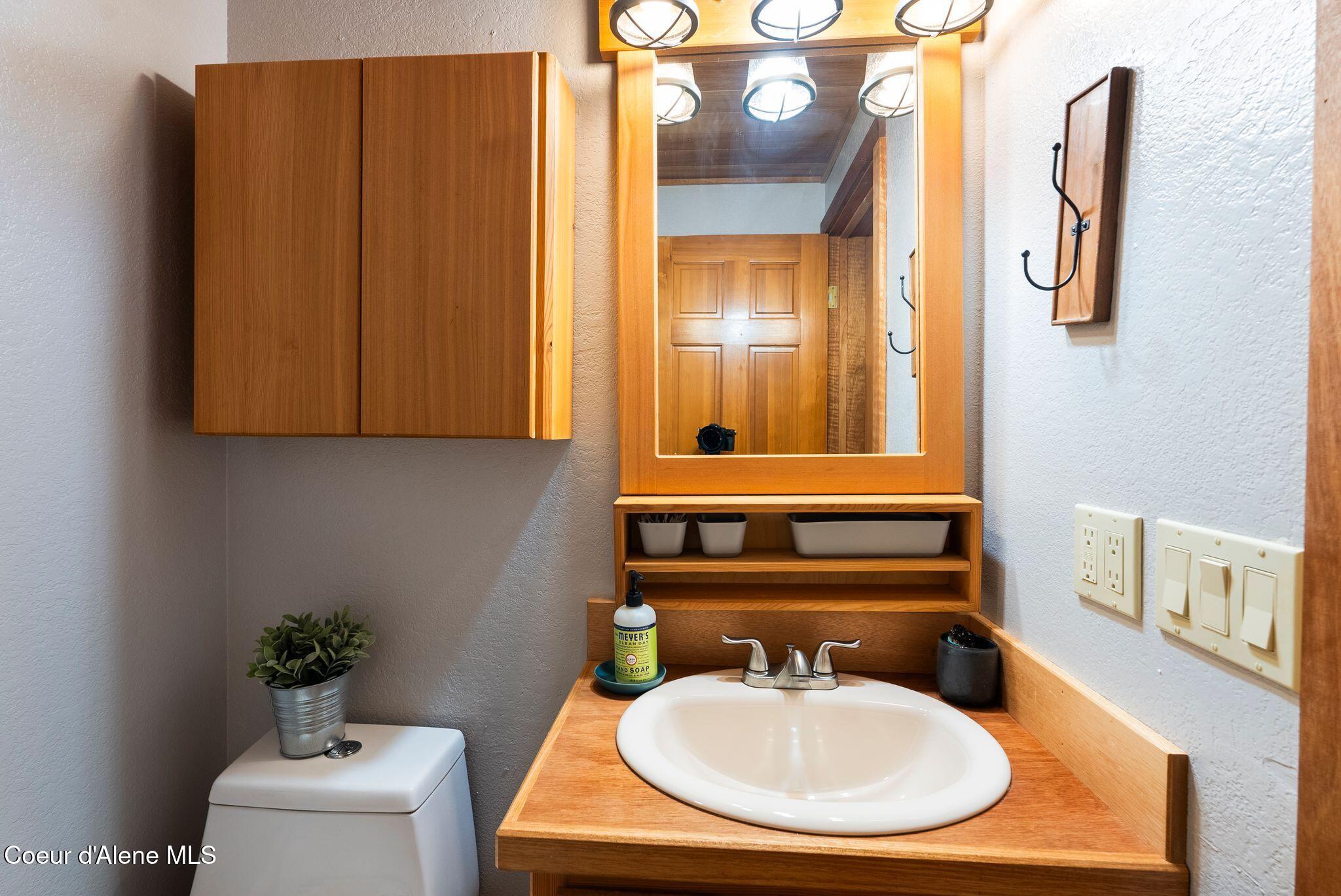 169 Snowplow Road, Unit 206 Sandpoint, ID 83864 - Photo 11 of 18 10_DSC02428