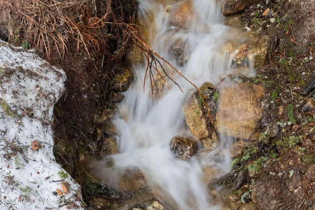 $340,000 | 169 Snowplow Road, Unit 206, Sandpoint, ID 83864