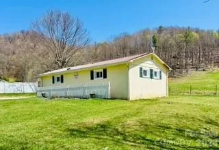 $149,000 | 1638 Hughes Gap Road, Bakersville, NC 28705