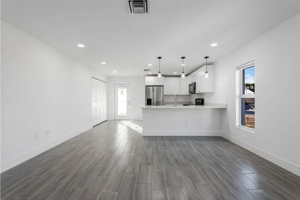 $2,550 | 3244 Jefferson Street, Stuart, FL 34997