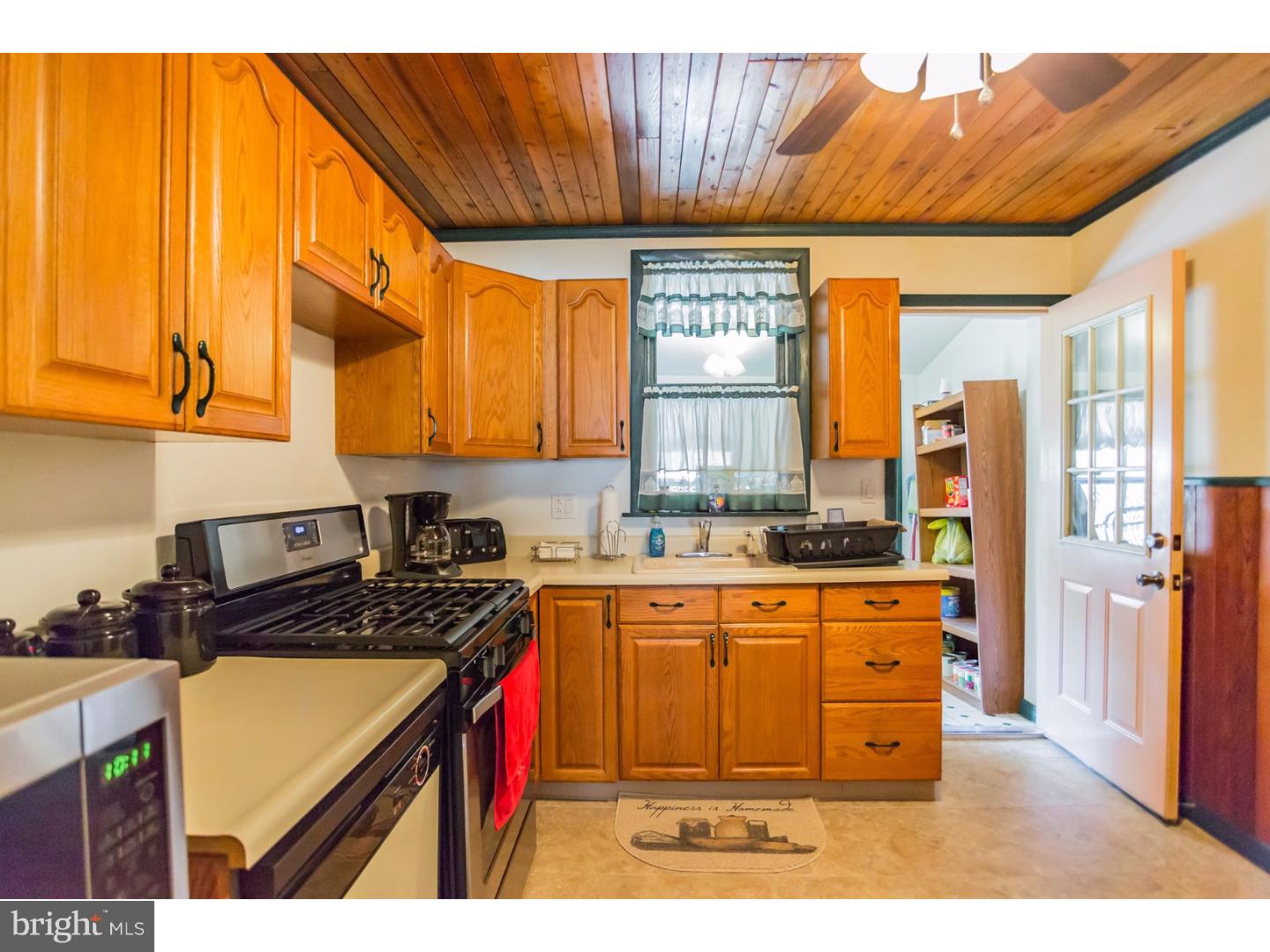 210 West Ritner Street Philadelphia, PA 19148 - Photo 11 of 25 Kitchen