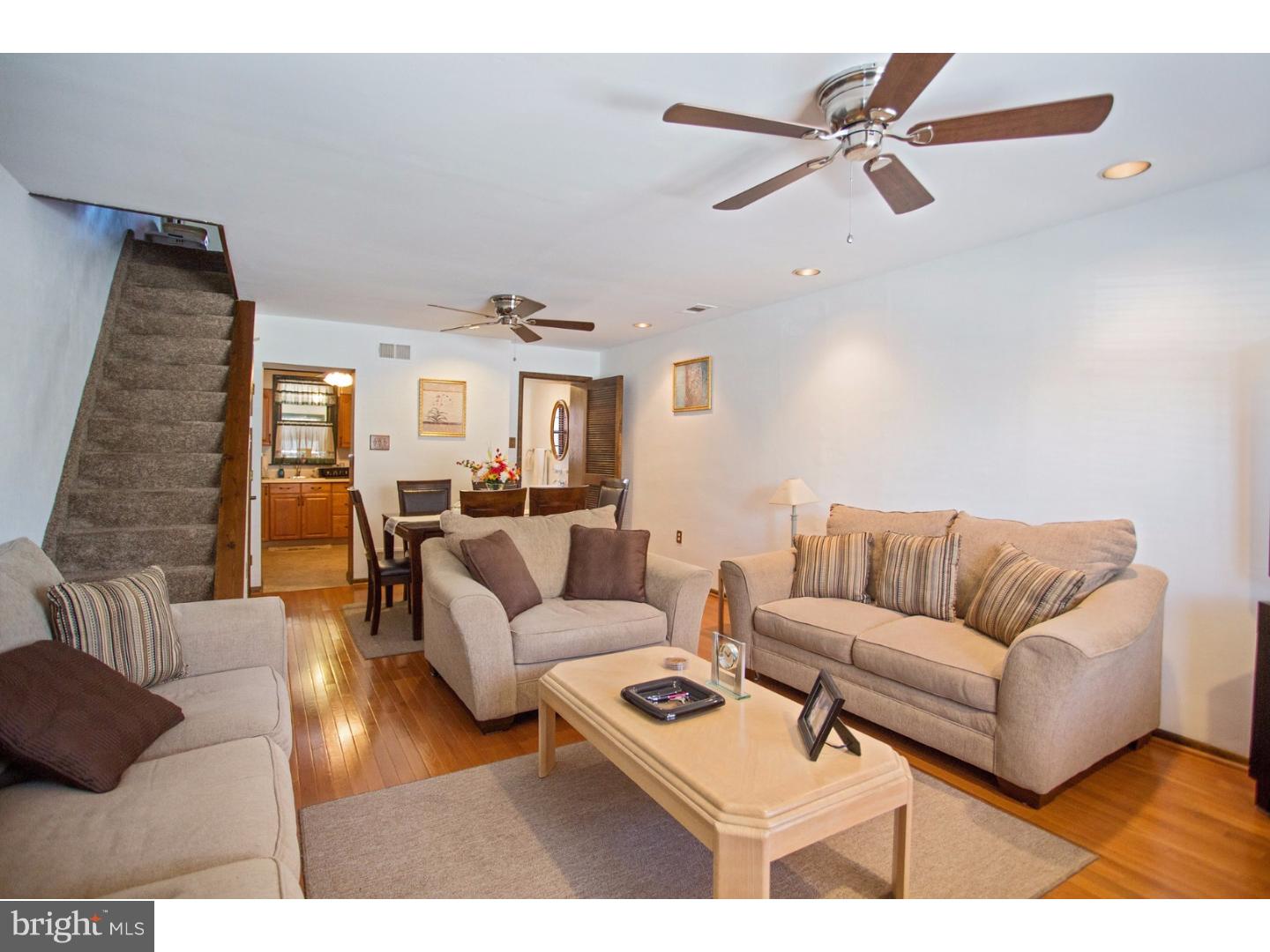 210 West Ritner Street Philadelphia, PA 19148 - Photo 3 of 25 Living Room