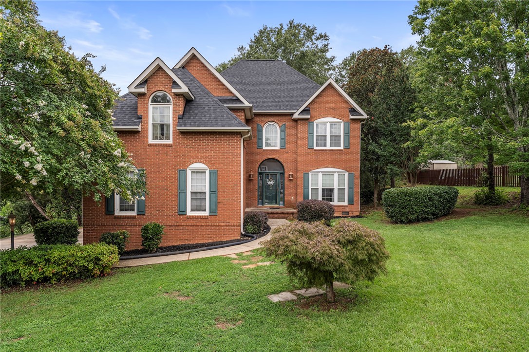 104 Roxbury Court Anderson, SC 29625 - Photo 3 of 50 Gallery Image 3