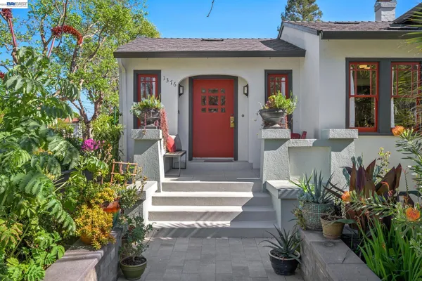 $948,000 | 1376 Versailles Avenue, Alameda, CA 94501