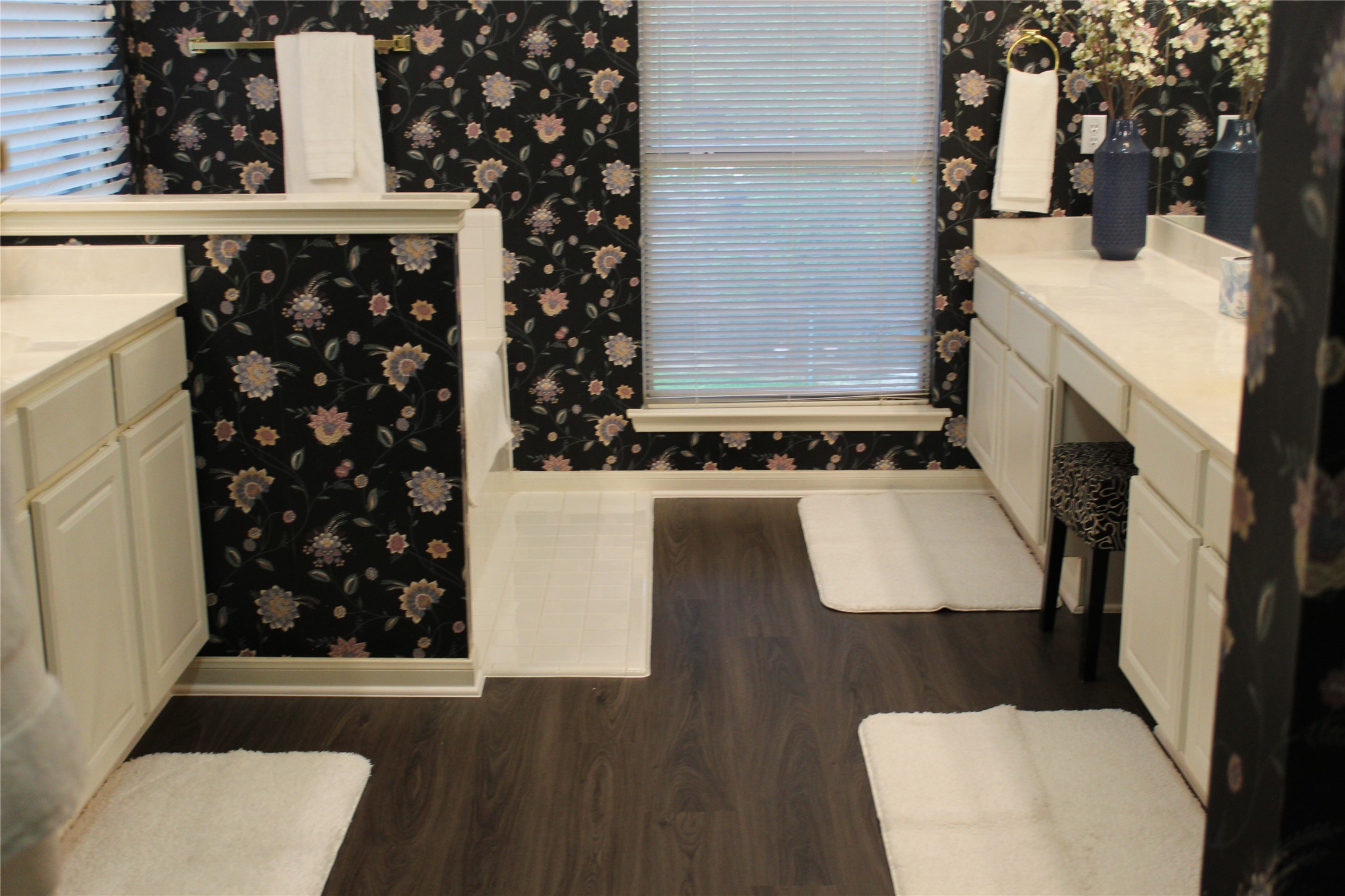 1706 Apache Trail Round Rock, TX 78665 - Photo 19 of 38 New floors in the Primary Bathroom