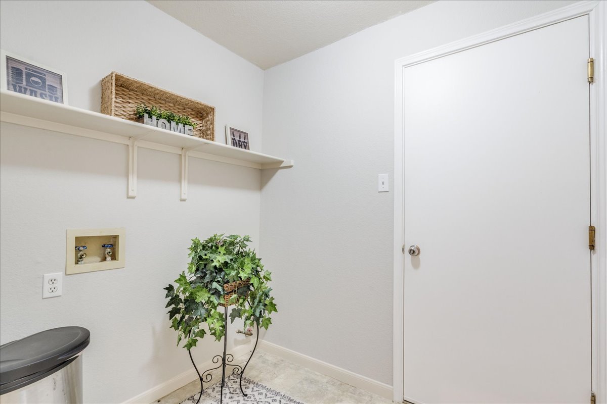 1706 Apache Trail Round Rock, TX 78665 - Photo 30 of 38