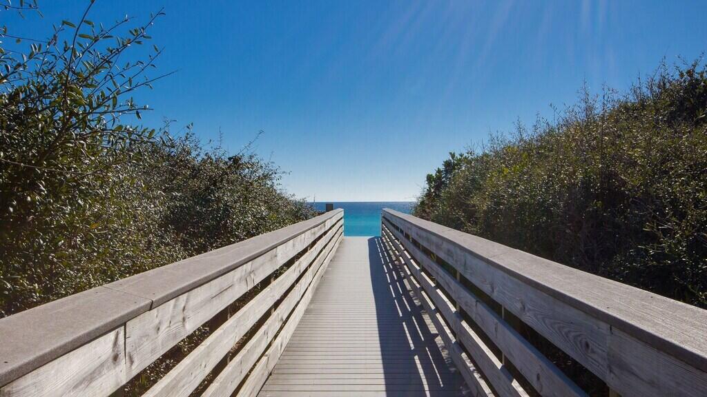 198 Somerset Bridge Road, Unit 141 Santa Rosa Beach, FL 32459 - Photo 27 of 31 a view of balcony and trees