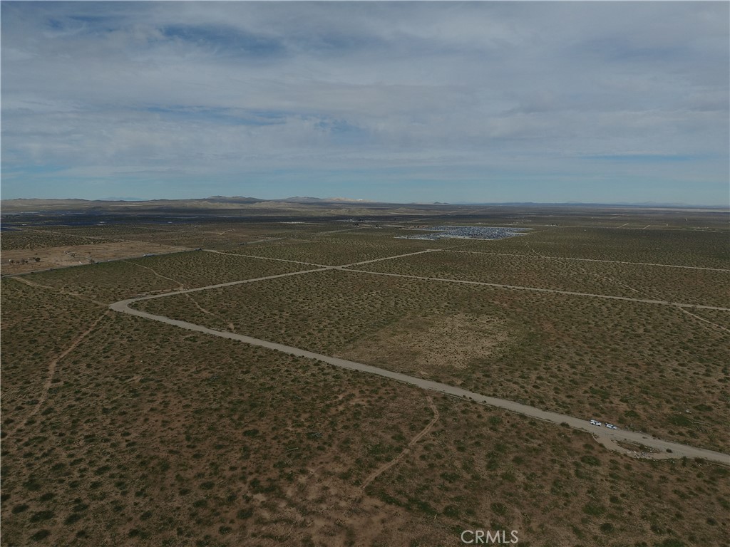 11513 Nichols Road Adelanto, CA 92301 - Photo 3 of 4