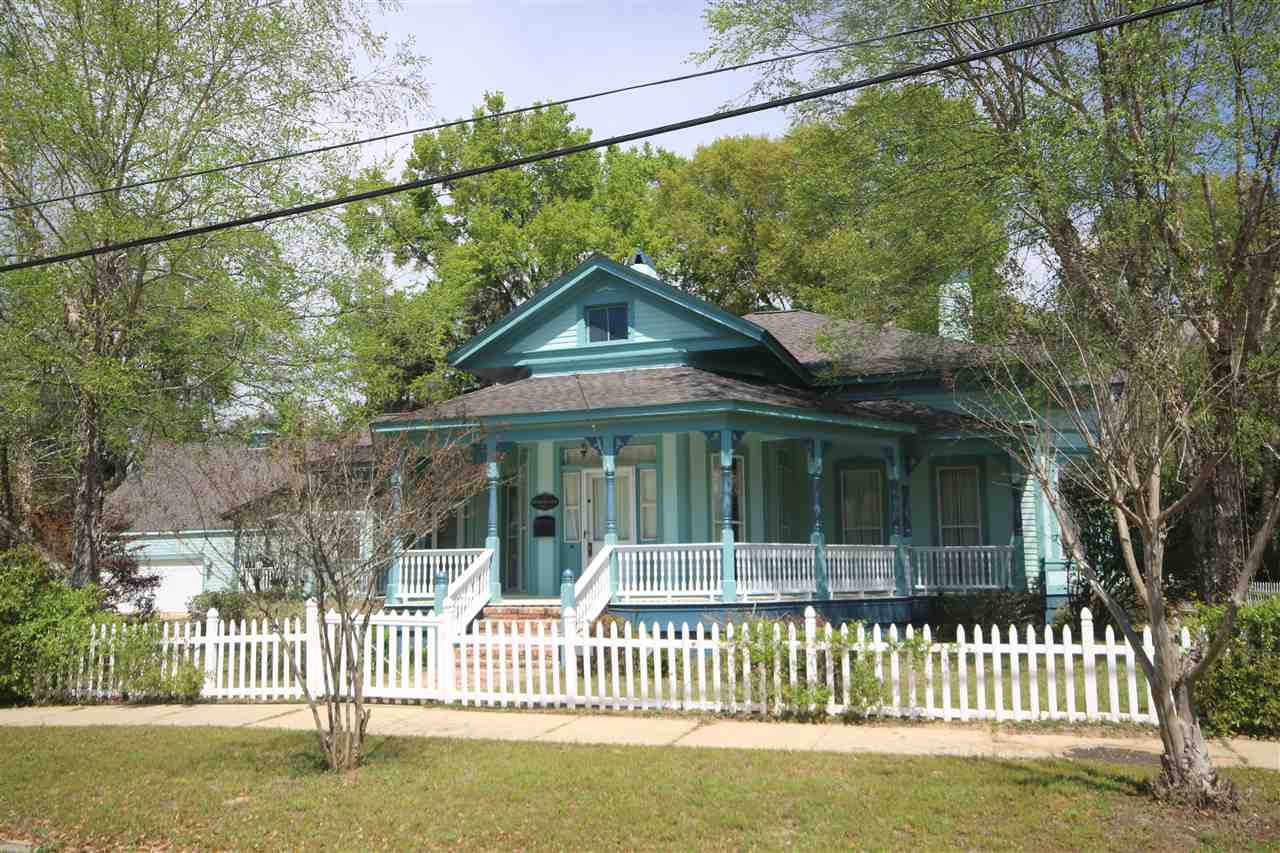 6810 Berryhill Road Milton, FL 32570 - Photo 1 of 50 Built in 1887 by Wiley Williams.
