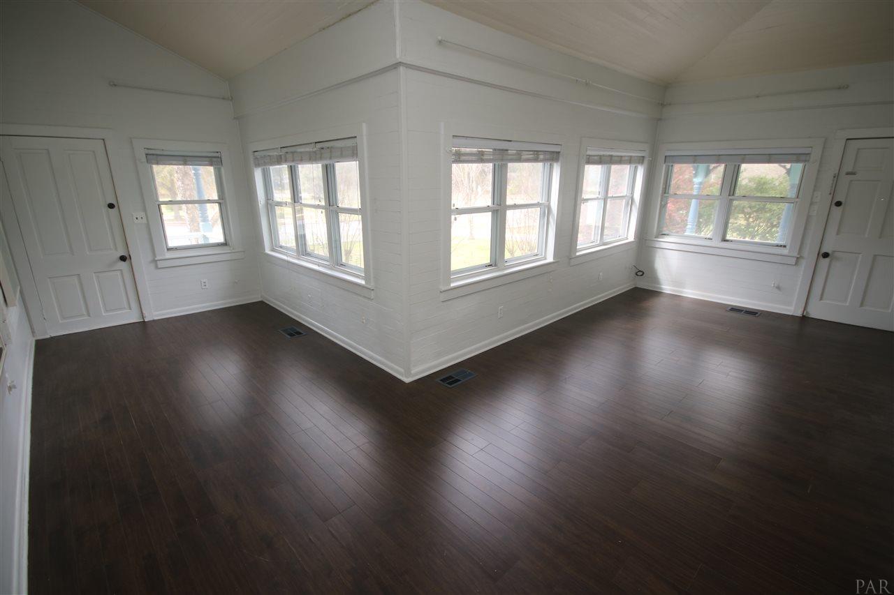 6810 Berryhill Road Milton, FL 32570 - Photo 40 of 50 room off the kitchen.