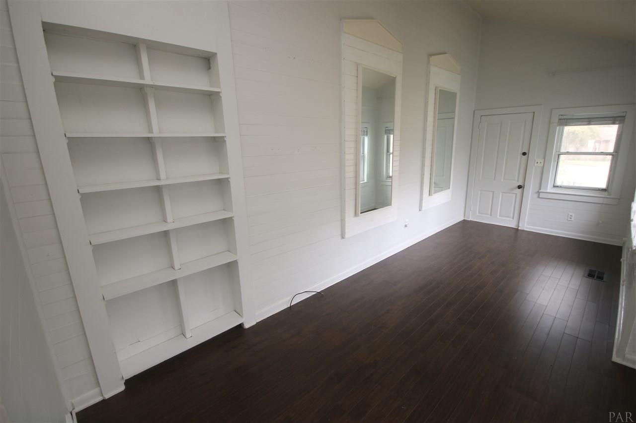 6810 Berryhill Road Milton, FL 32570 - Photo 42 of 50 This could be used as a 3rd bedroom.