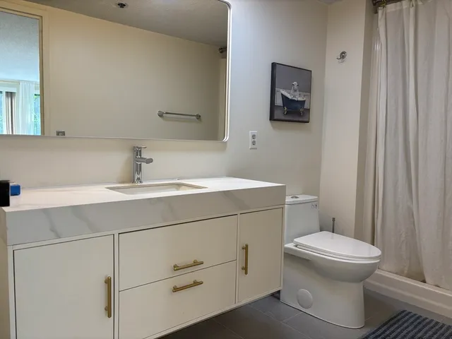 $4,500 | 1731 Beacon Street, Unit 4, Brookline, MA 02445